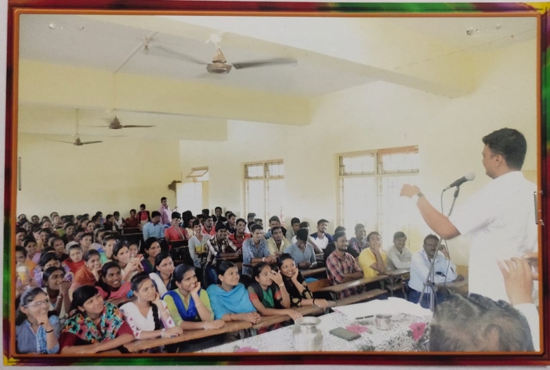मा. श्री. जयवंत आवटी यांचा कथा कथनाचा कार्यक्रम 